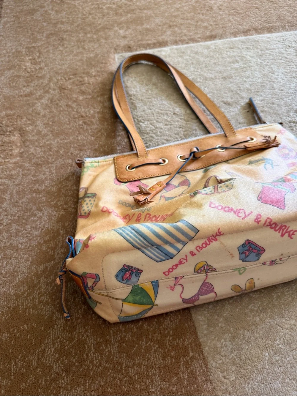 Dooney & Bourke Vintage y2k Miami Beach patent leather tote bag